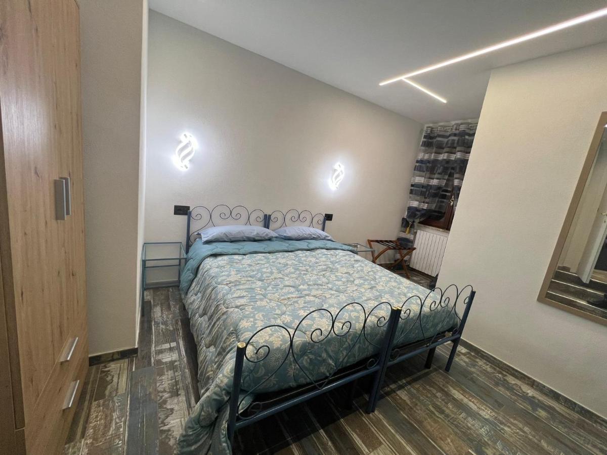 Castel Di Sangro Suite Apartment Buitenkant foto