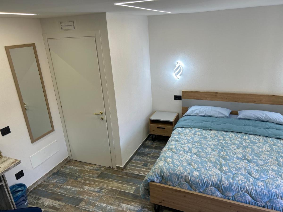 Castel Di Sangro Suite Apartment Buitenkant foto