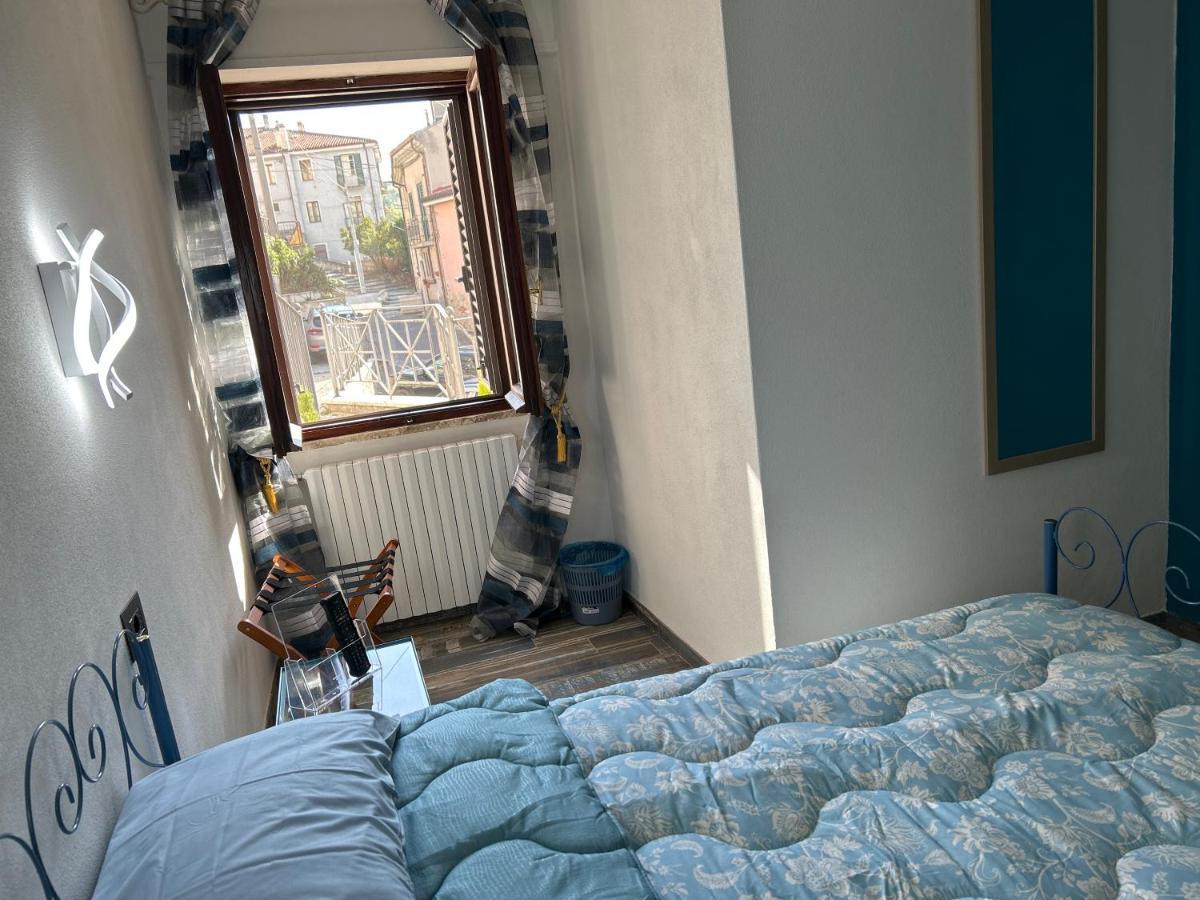 Castel Di Sangro Suite Apartment Buitenkant foto