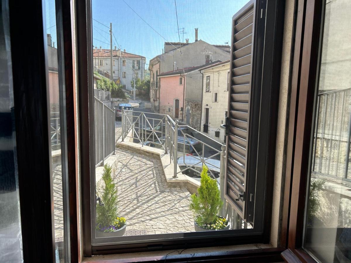 Castel Di Sangro Suite Apartment Buitenkant foto